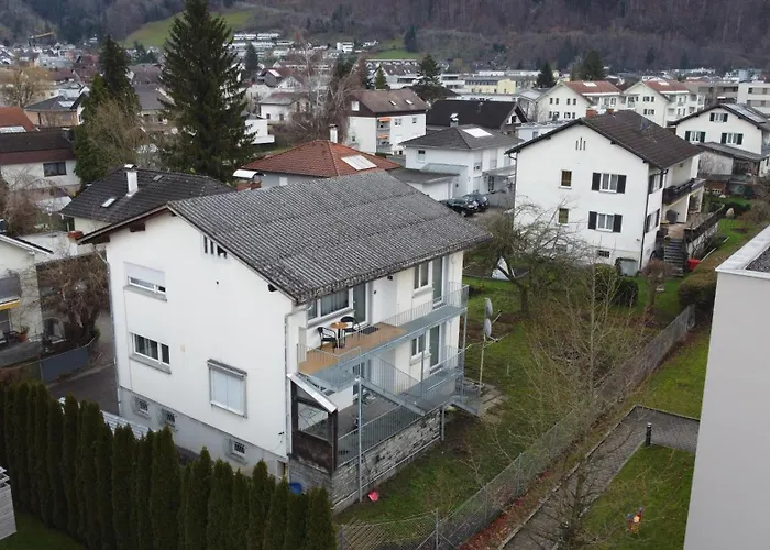 Crown Living Basic - Zentrale Mit Wlan, Kostenloser Parkplatz, Self Check-in, Ideal Fuer Feriengaeste Und Geschaeftsreisende Dornbirn